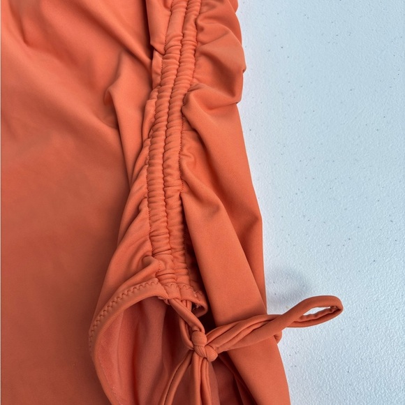 VENUS Orange One Piece Swimsuit with Adjustable Straps and Sweetheart Neckline - Picture 2 of 3